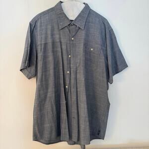 IZOD Saltwater Men’s XL Blue Chambray Short Sleeve 100% Cotton Button Up Shirt